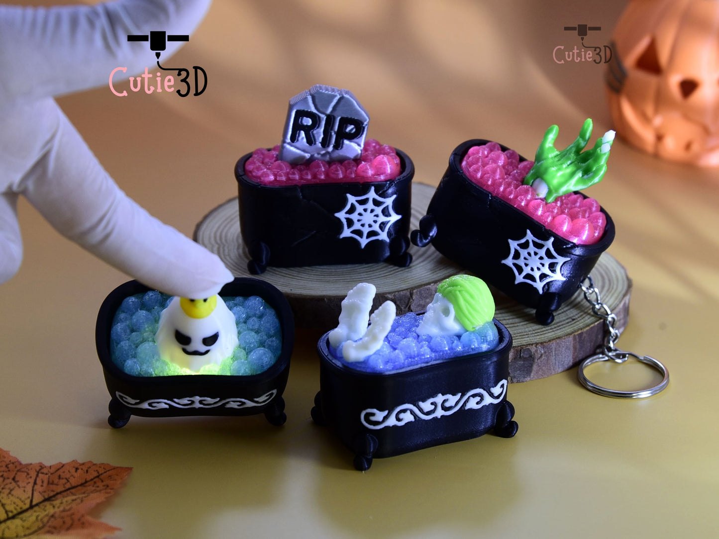 Cutie3D-Halloween Haunted Bubble Bath Fidget Led-Clicker Keychain_09.jpg