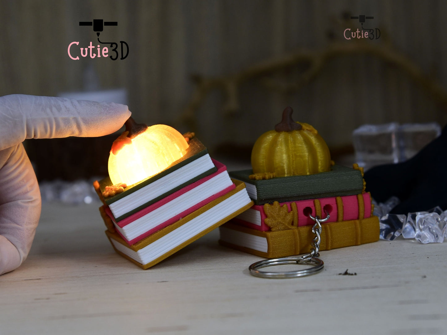 Cutie3D-Autumn Pumpkin Book Fidget Led-Clicker Keychain_09.jpg