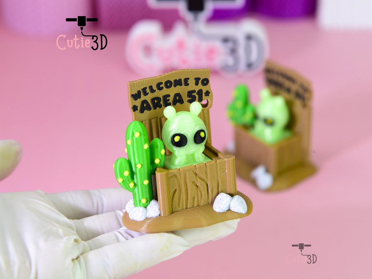 Cutie3D-Area 51 Booth Alien Fidget Clicker Keychain_03.jpg