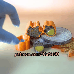 Cutie3D-Autumn Maple Leaf and Acorn Fidget Led Clicker Keychain_10.gif