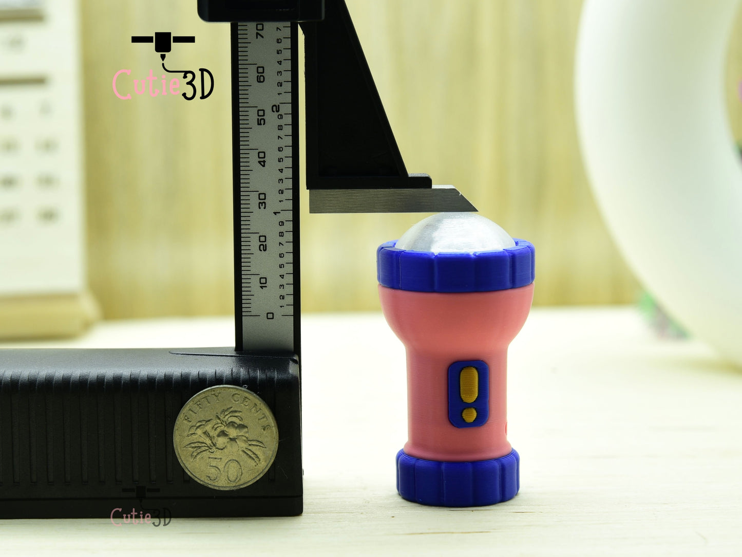 Cutie3D-Flashlight for Gadget Lovers Fidget Led-Clicker Keychain_03.jpg