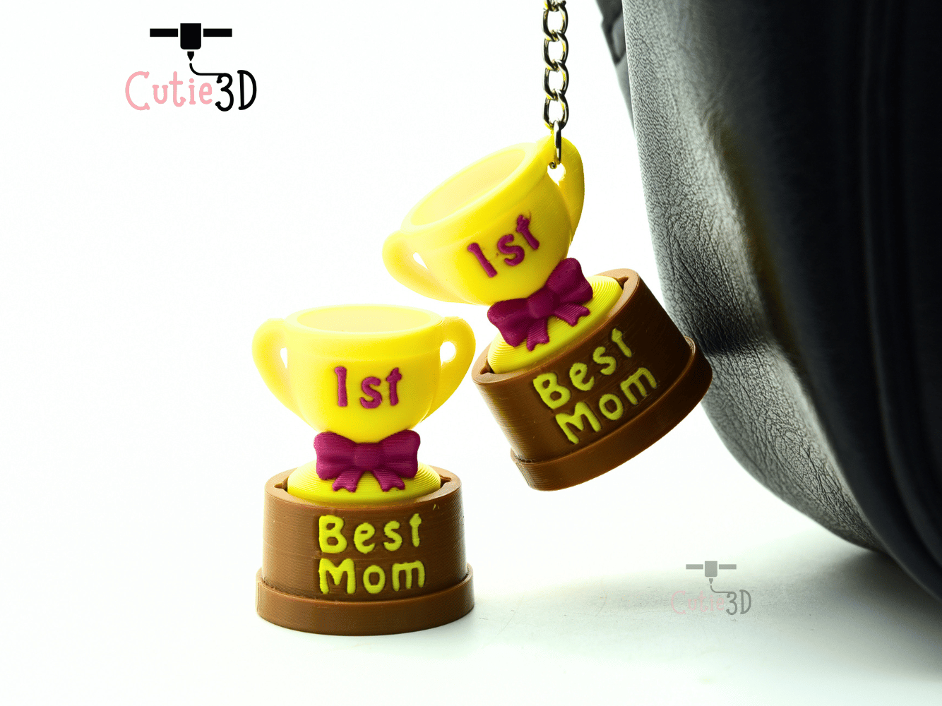 Cutie3D-Best Mom Trophy Fidget Clicker Keychain_06.png