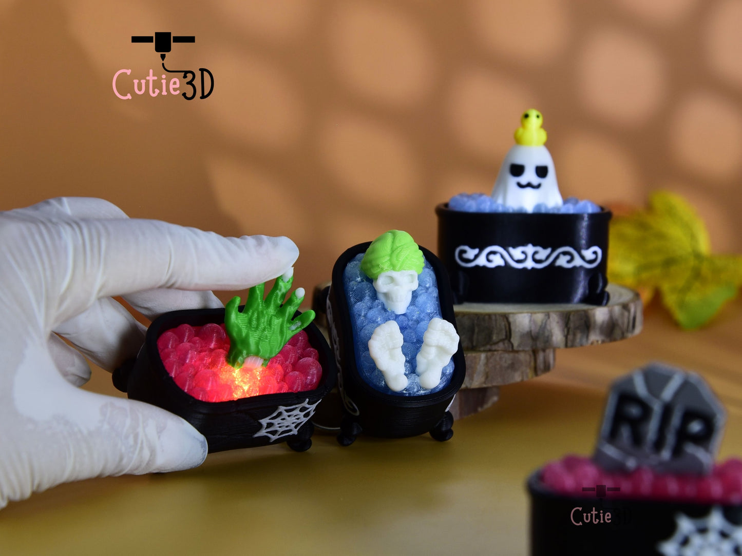 Cutie3D-Halloween Haunted Bubble Bath Fidget Led-Clicker Keychain_07.jpg