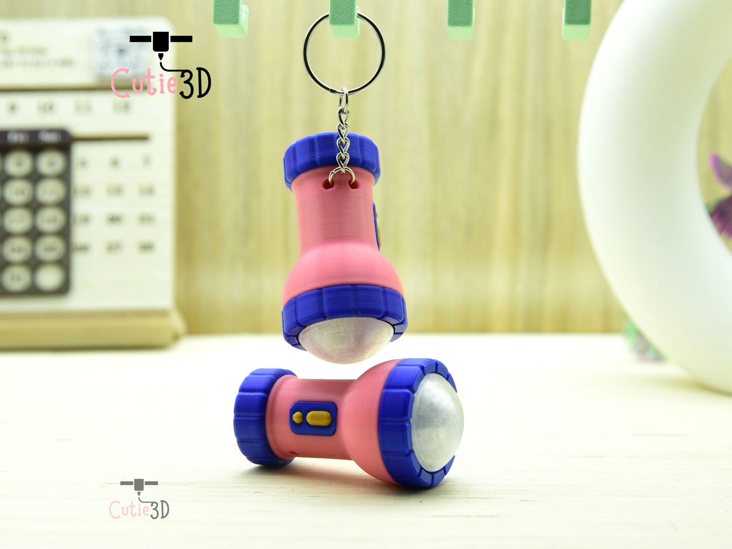 Cutie3D-Flashlight for Gadget Lovers Fidget Led-Clicker Keychain_05.jpg