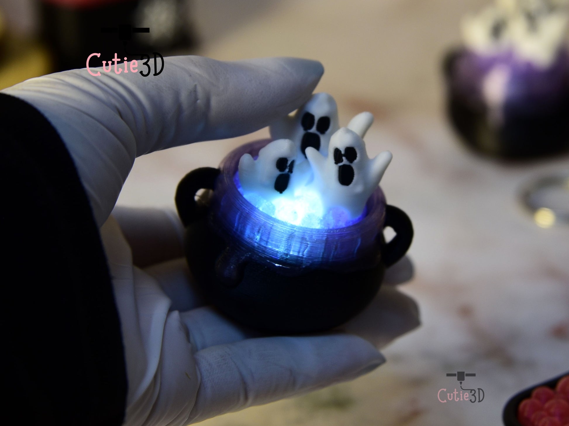 Cutie3D-Halloween Ghost Cauldron Fidget Led Clicker Keychain_02.jpg