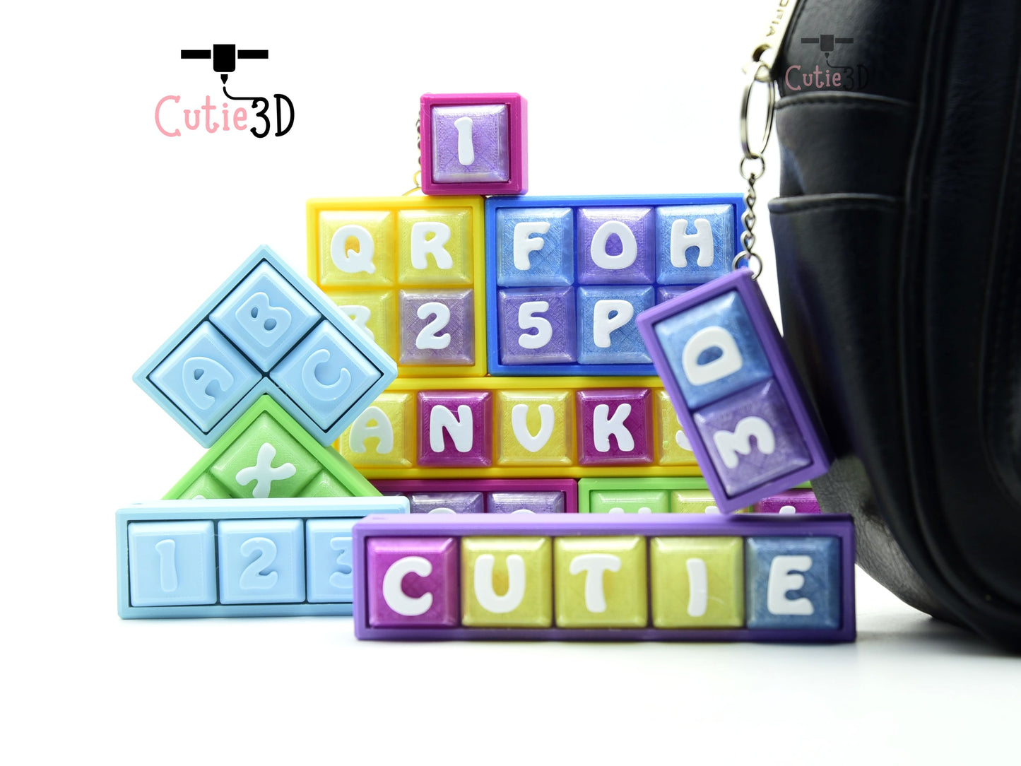 Cutie3D-Alphanumeric Building Block Fidget Led-Clicker Keychain_03.jpg
