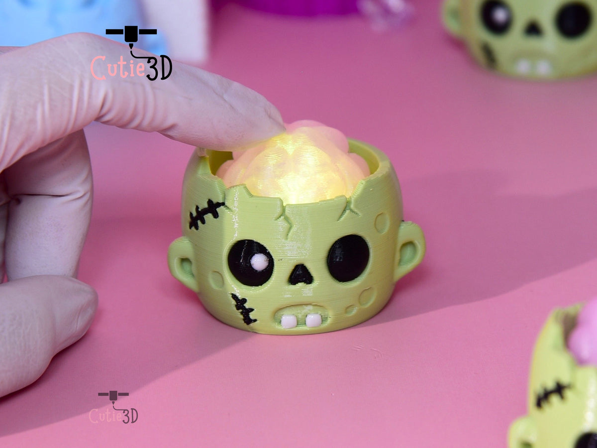 Cutie3D-Halloween Brainy Zombie Head Fidget Led Clicker Keychain_02.jpg