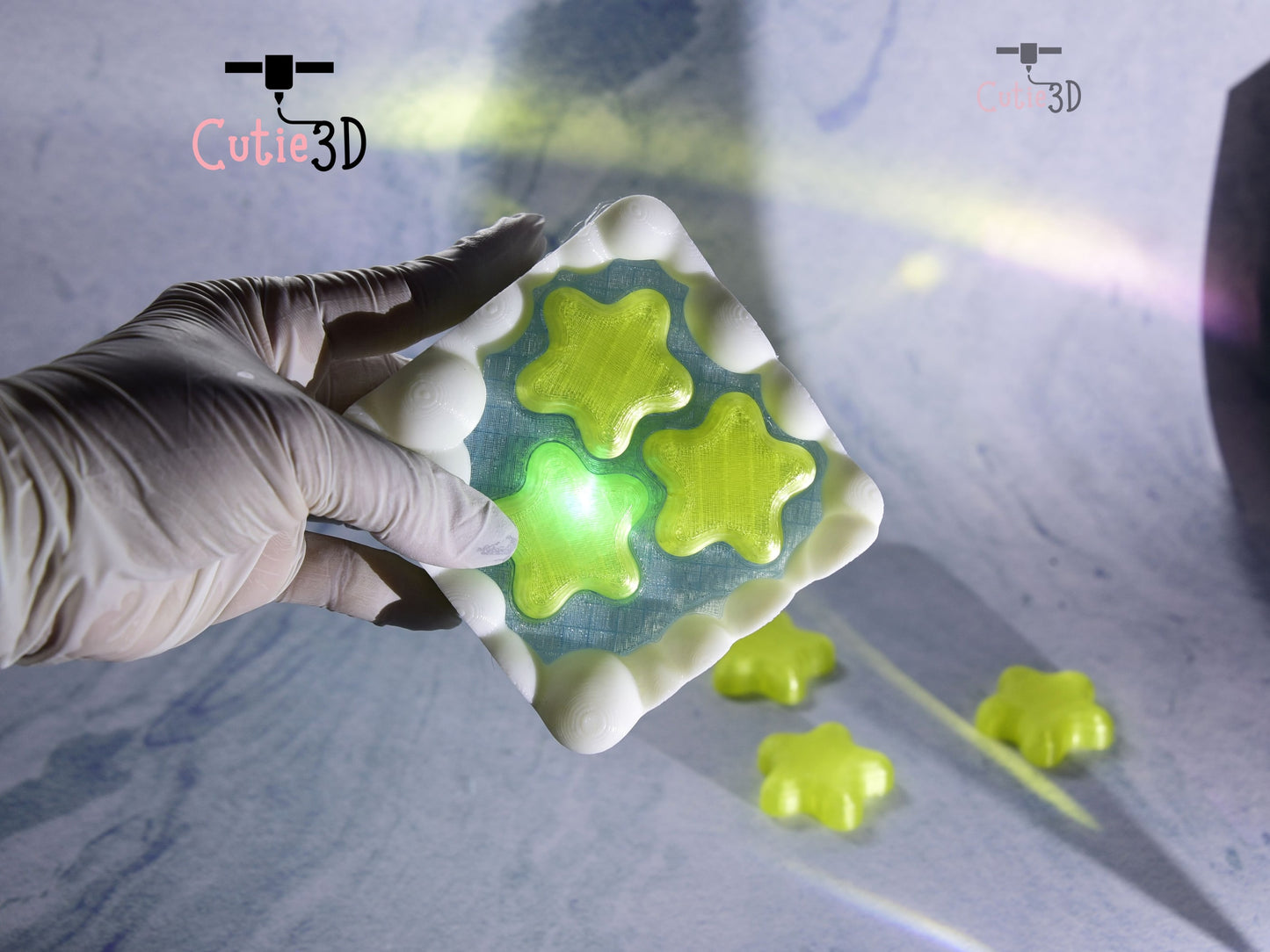 Cutie3D-Cozy Night Stars Fidget Led Clicker Keychain_02.jpg