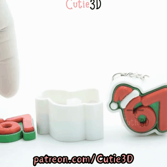 Cutie3D-Christmas 67 Keycap Fidget Clicker Keychain_11.gif